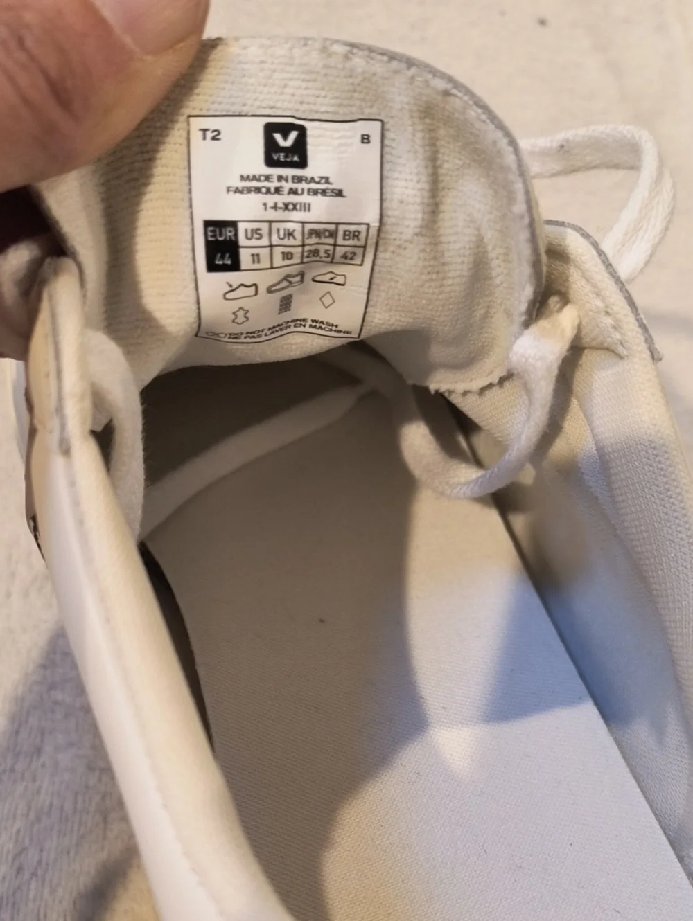 Veja esplar leather
